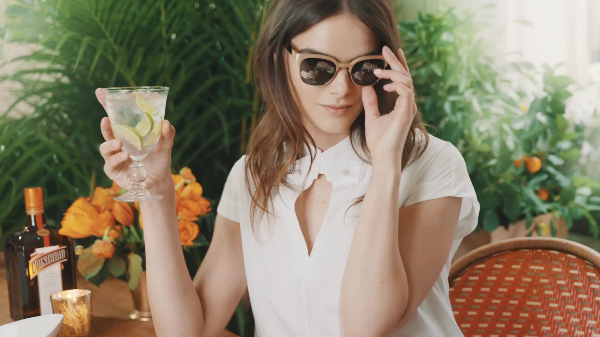 Charming Girl HD Animated Wallpaper