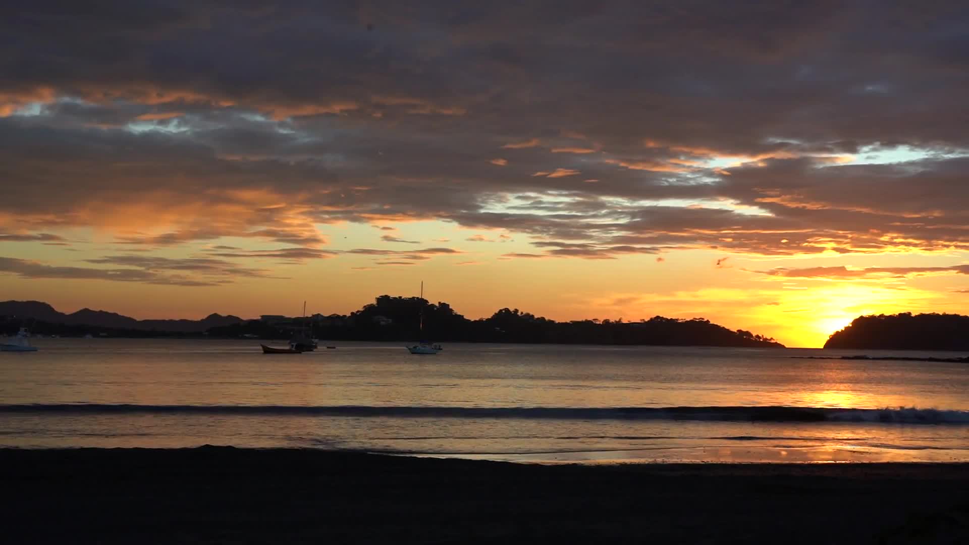 Dawn In Costa Rica Live Wallpaper