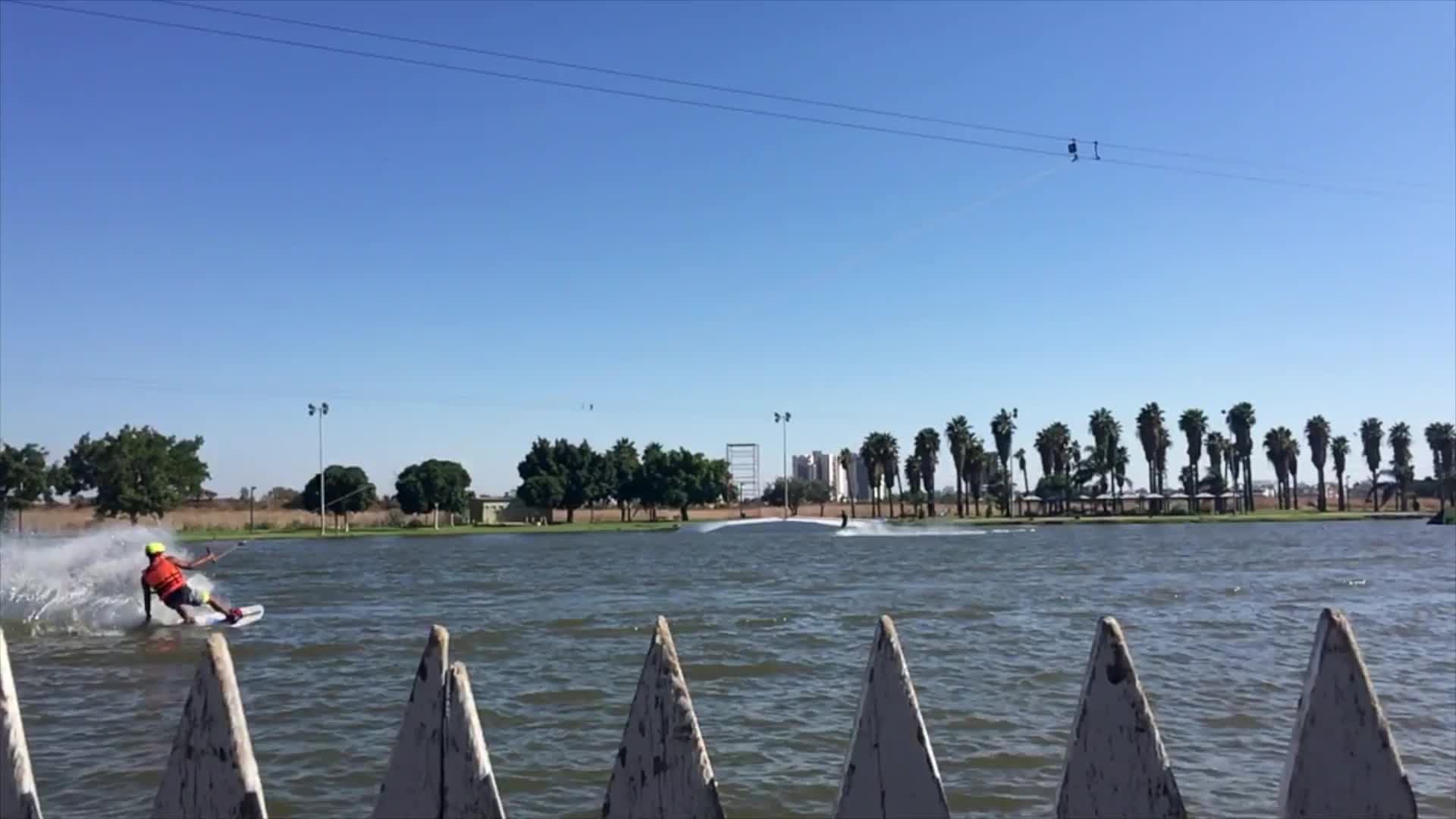 Cable Skiing Windows Live Wallpaper