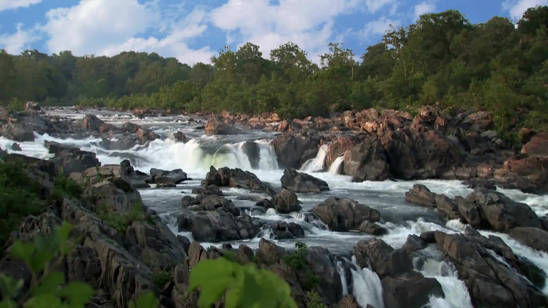 PC Rocky Waterfalls Live Wallpaper
