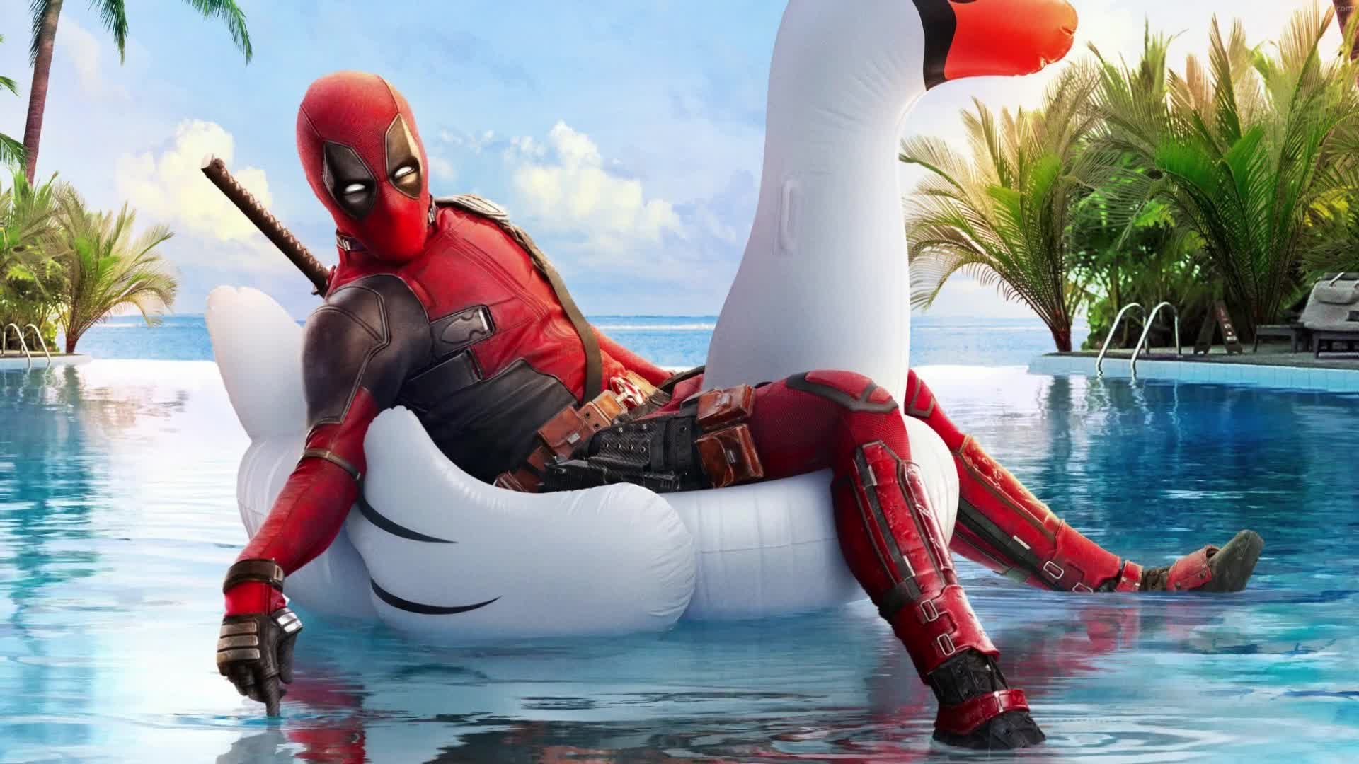 PC Deadpool Swimming Pool Live Wallpaper Free