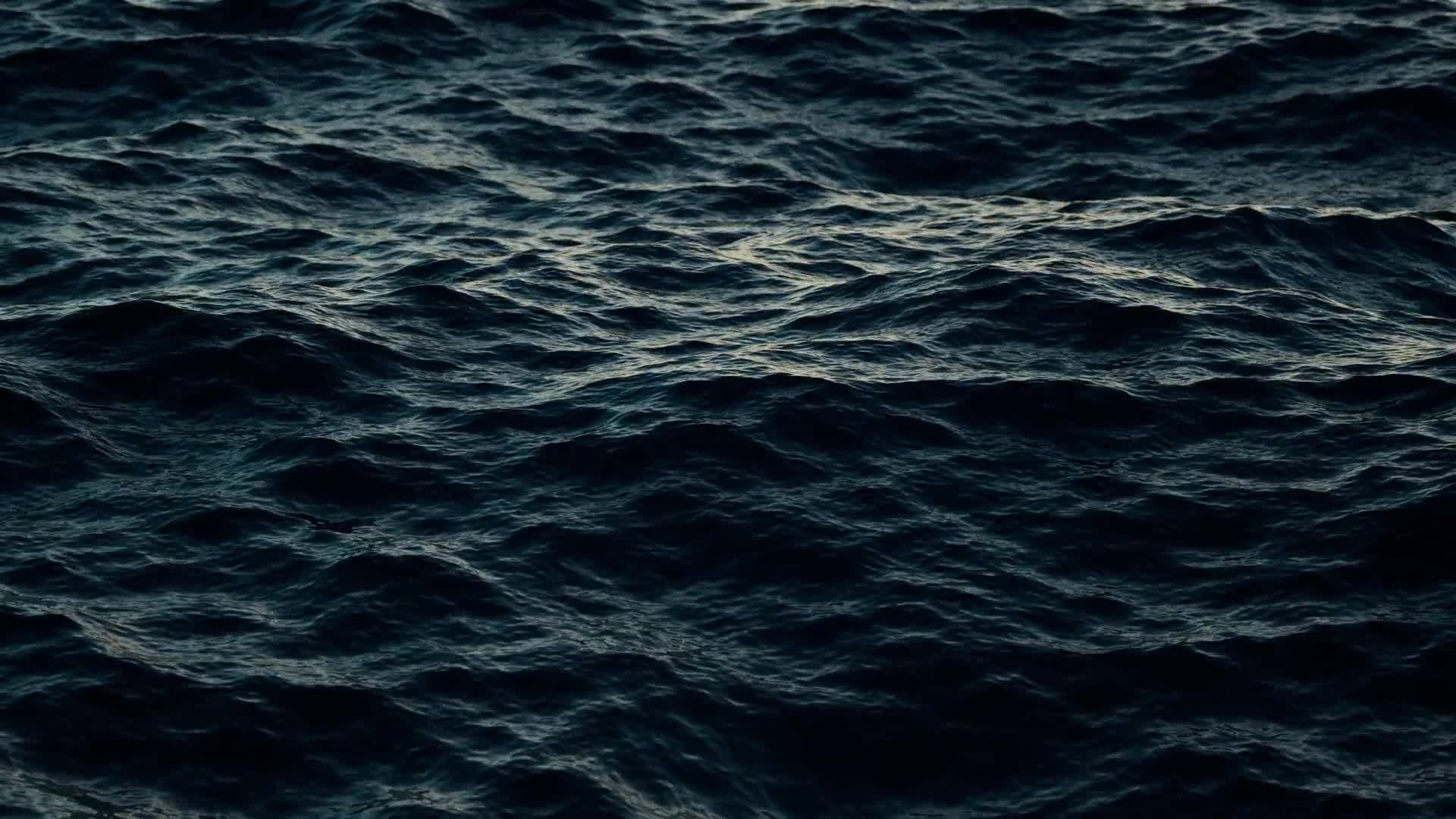 Waves 71122 Free Stock Video