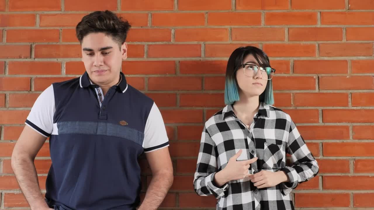 Stock Video A Boy And A Girl Turning Around In Shame Live Wallpaper for PC