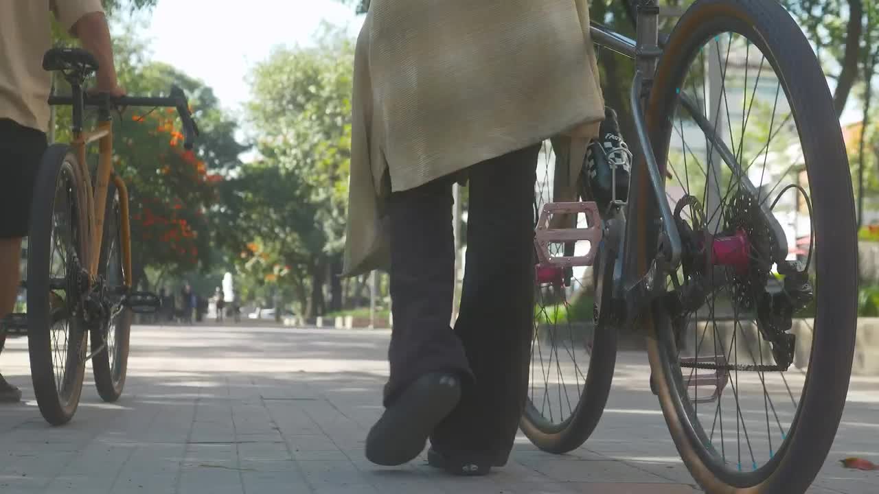Stock Video A Couples Walk After A Bike Ride Live Wallpaper for PC