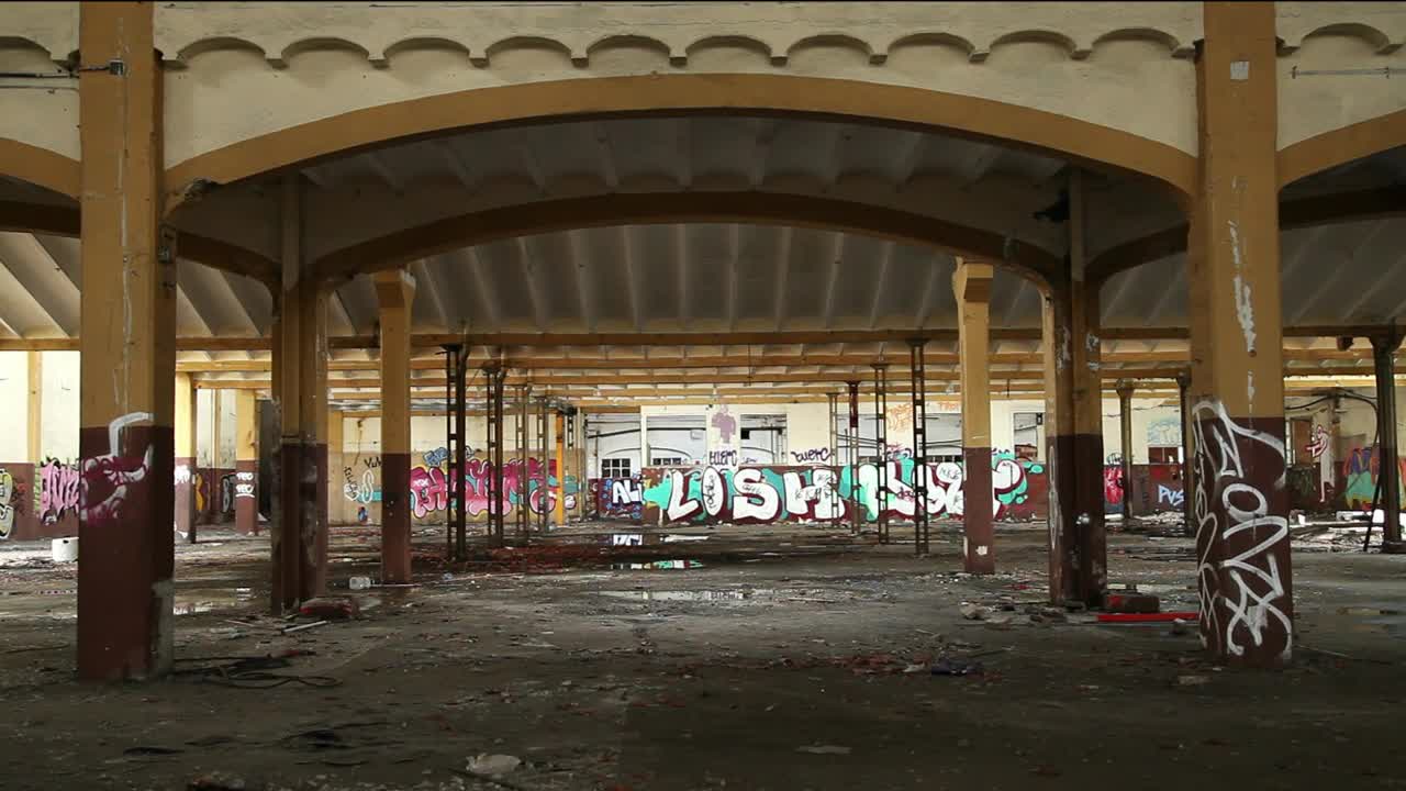 Stock Video Abandoned Warehouse Ruins Live Wallpaper for PC