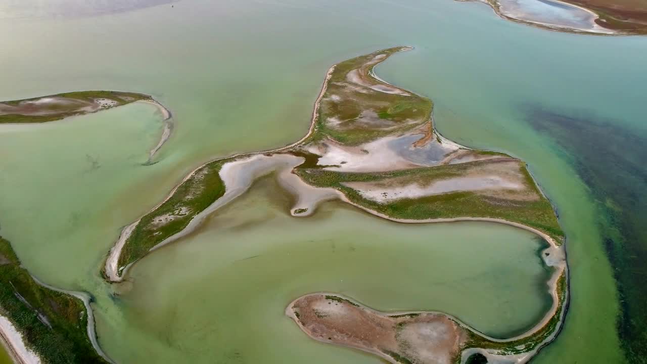 Stock Video Abstracts Islands In A Beautiful Lake Aerial Live Wallpaper for PC