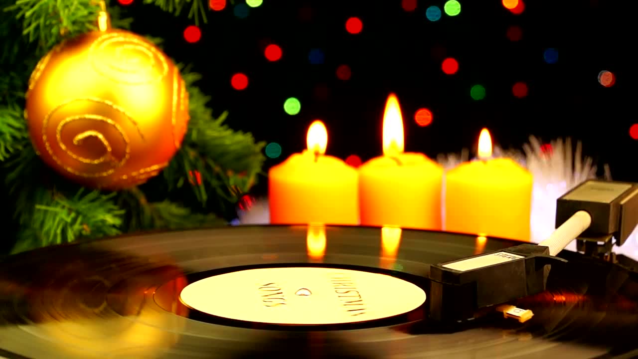 Stock Video Acetate Disc Spinning In A Christmas Atmosphere Live Wallpaper for PC