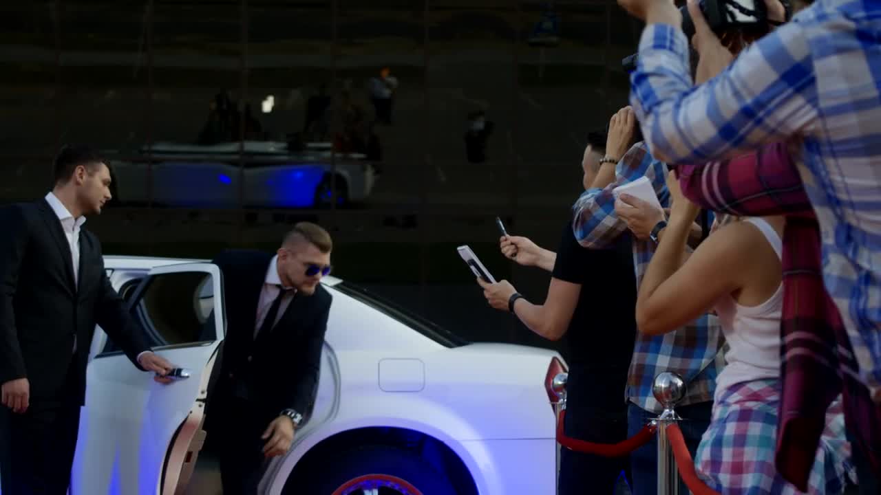 Stock Video Actor Posing For Photographers On Red Carpet Live Wallpaper for PC