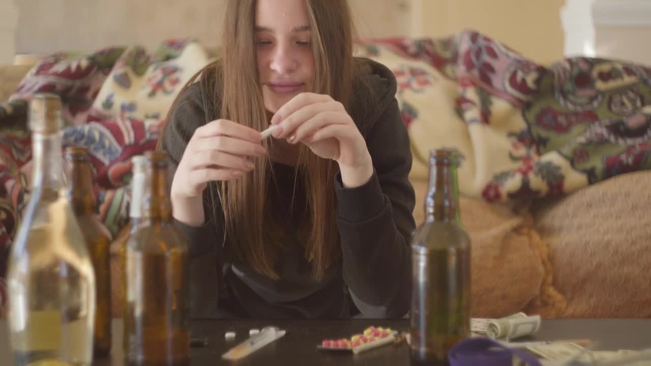 Stock Video Addicted Woman Surrounded By Her Vices Live Wallpaper for PC