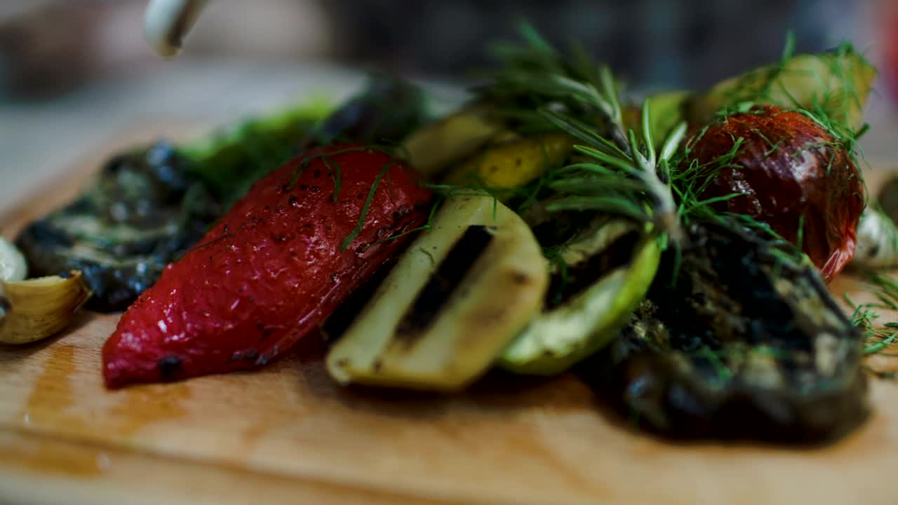 Stock Video Adding Sauce To Vegetables Live Wallpaper for PC