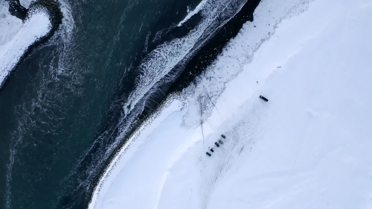 Stock Video Aerial View Of The Seashore In Iceland Live Wallpaper for PC