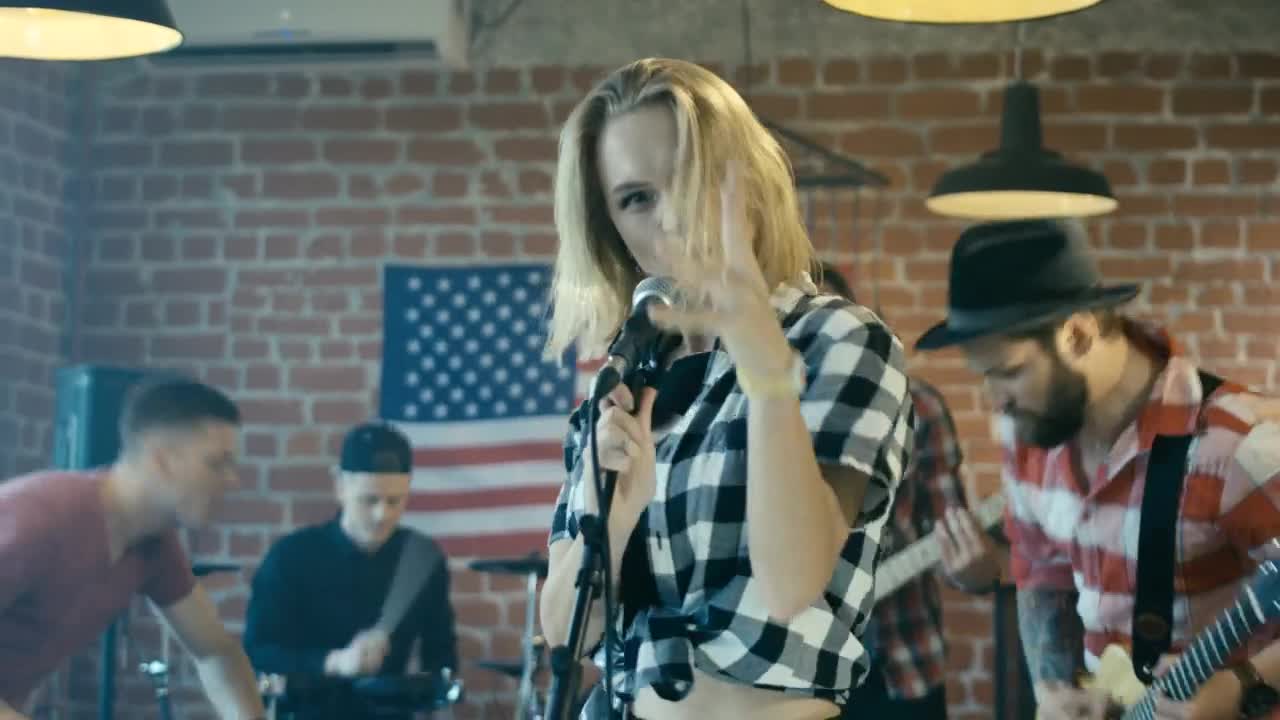 Stock Video Band Playing Music Live Wallpaper For PC