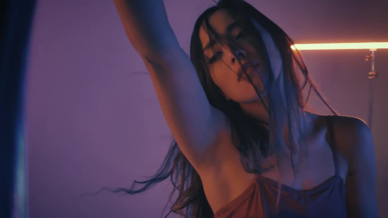 Stock Video Ballerina Dancing Artistically With A Blue Cloth Blanket Live Wallpaper For PC