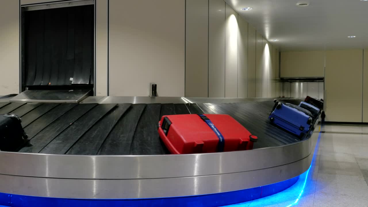 Stock Video Baggage Claim Inside A Modern Airport Live Wallpaper For PC