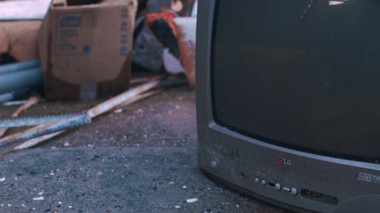 Stock Video Backyard With Garbage Live Wallpaper For PC