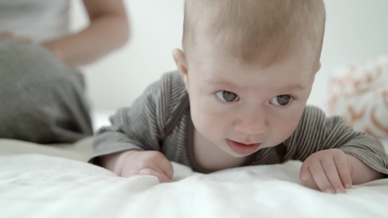 Stock Video Baby Starting To Support Herself Live Wallpaper For PC