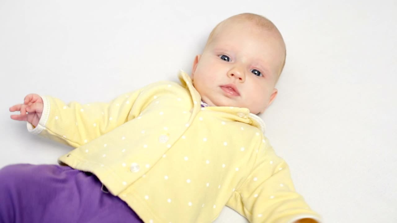 Stock Video Baby Moving Their Arms Live Wallpaper For PC