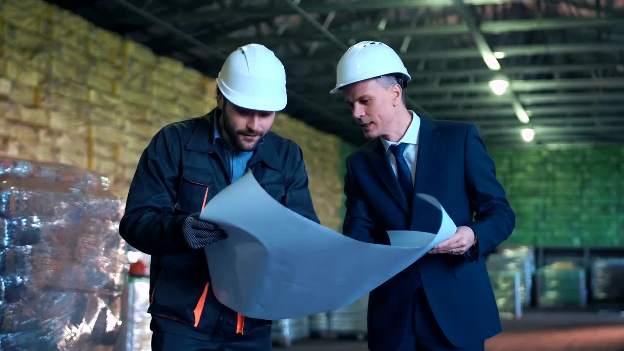Stock Video Architect And Worker Fighting In The Warehouse Live Wallpaper For PC