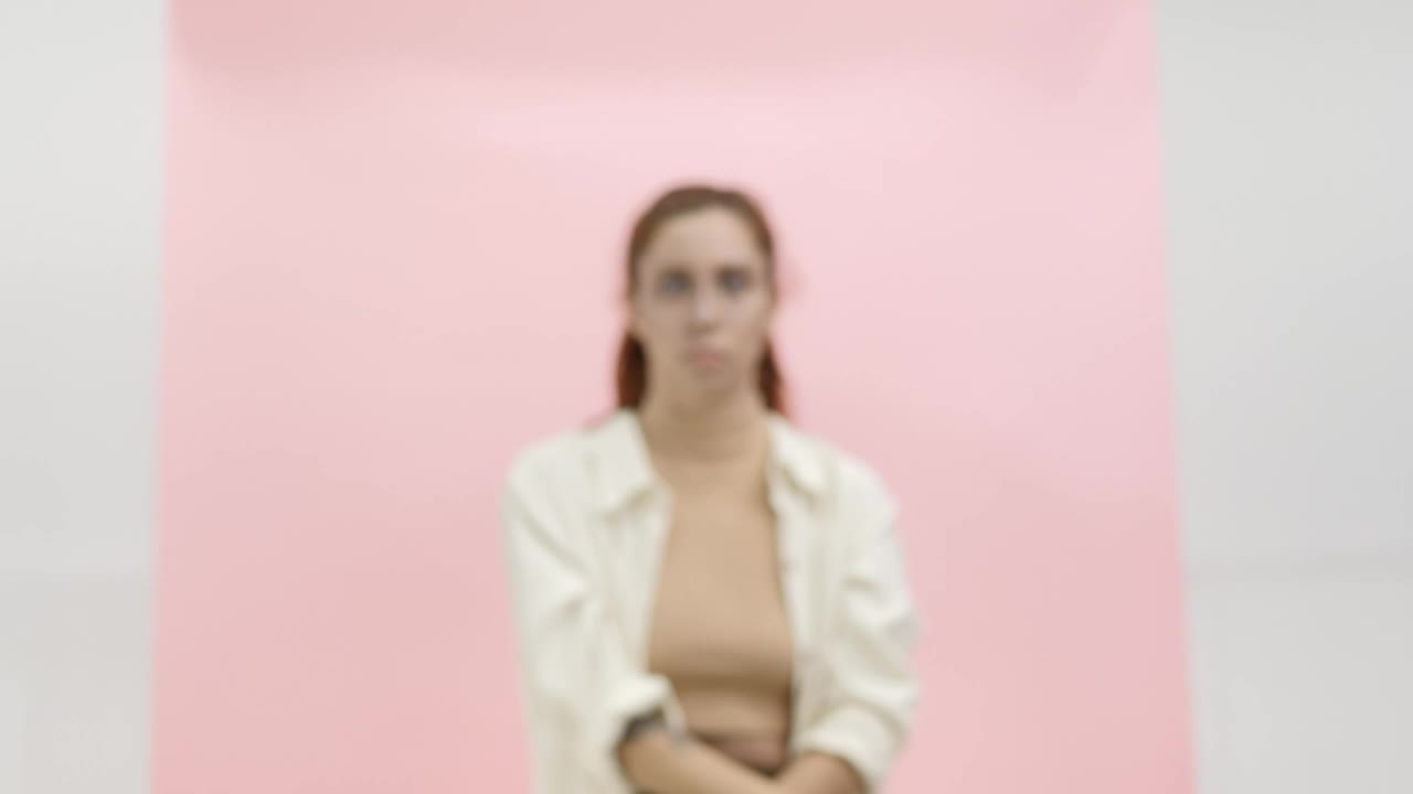 Stock Video Approaching A Womans Face On A Photographic Set Live Wallpaper For PC