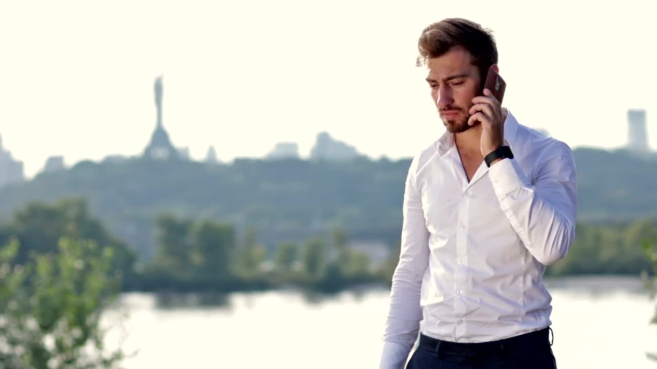 Stock Video Angry Man On The Phone Live Wallpaper For PC