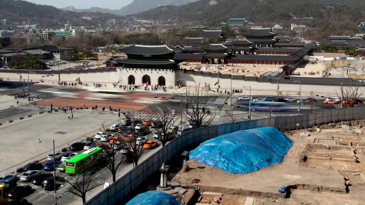 Stock Video Ancient Korean Palace And The Traffic Road Live Wallpaper For PC