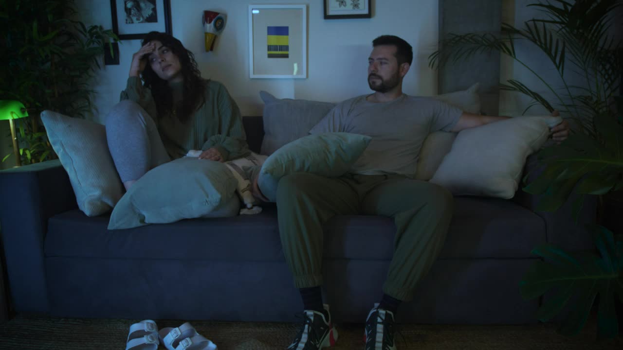 Stock Video An Upset Couple While Watching Television Live Wallpaper For PC