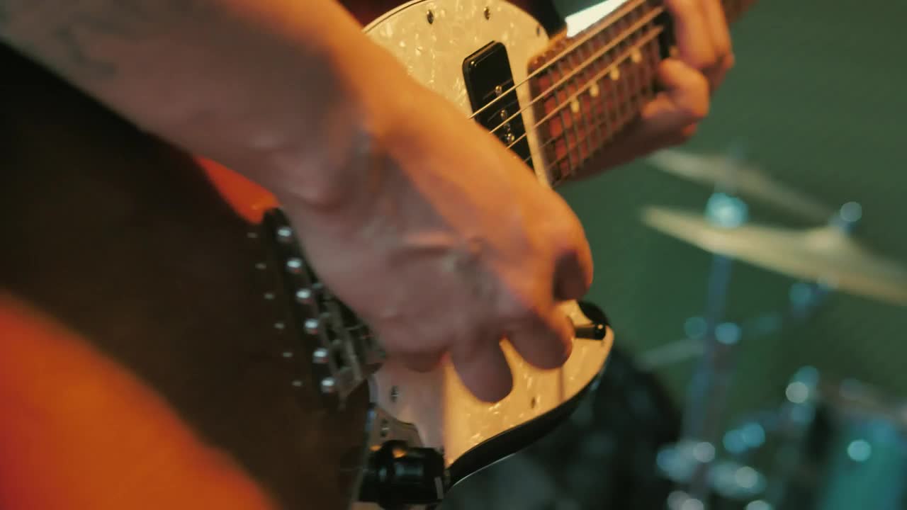 Stock Video Amateur Rock Band Rehearsing Live Wallpaper For PC