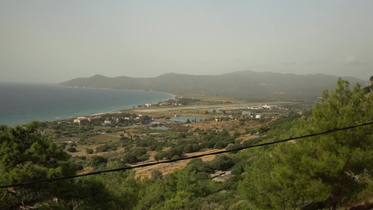 Stock Video Airplane Taking Off Live Wallpaper For PC