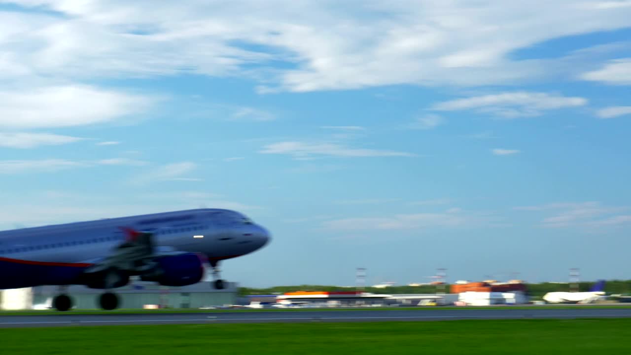 Stock Video Airplane Taking Off In The Sun Live Wallpaper For PC