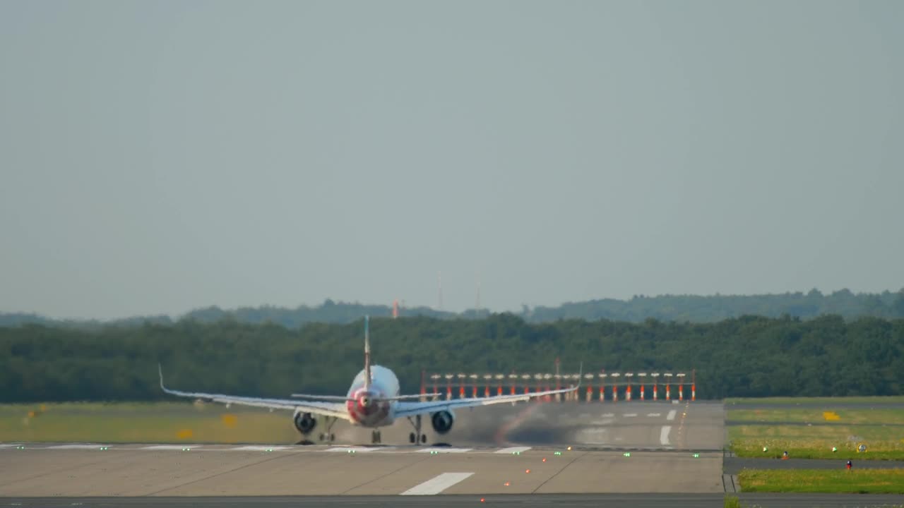 Stock Video Airplane Take Off During The Day Live Wallpaper For PC