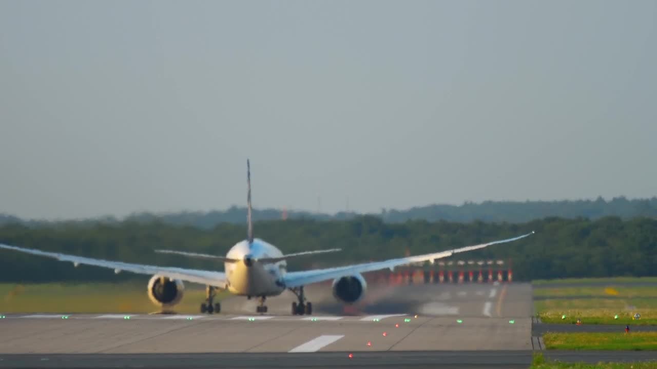 Stock Video Airplane From Behind Going Through The Airport Track Live Wallpaper For PC