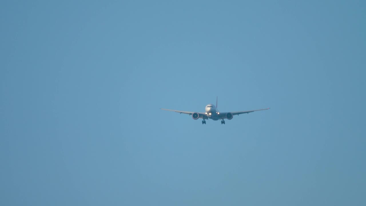 Stock Video Airplane Flying In The Blue Sky Live Wallpaper For PC