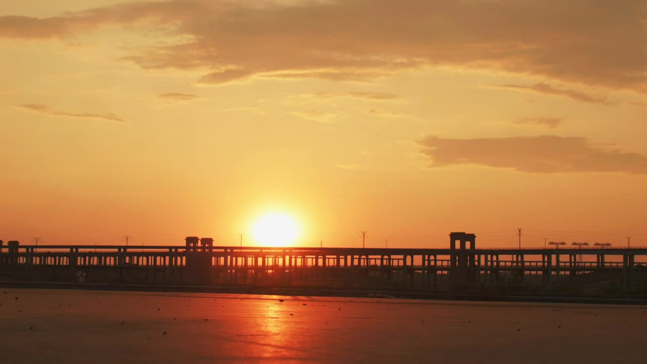 Stock Video A Woman Silhouette Skating In Sunset Live Wallpaper For PC