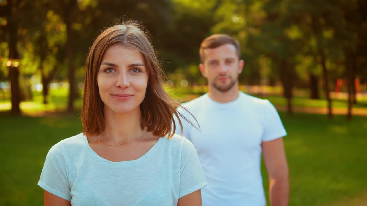 Stock Video A Woman And A Man In A Beautiful Park Live Wallpaper For PC