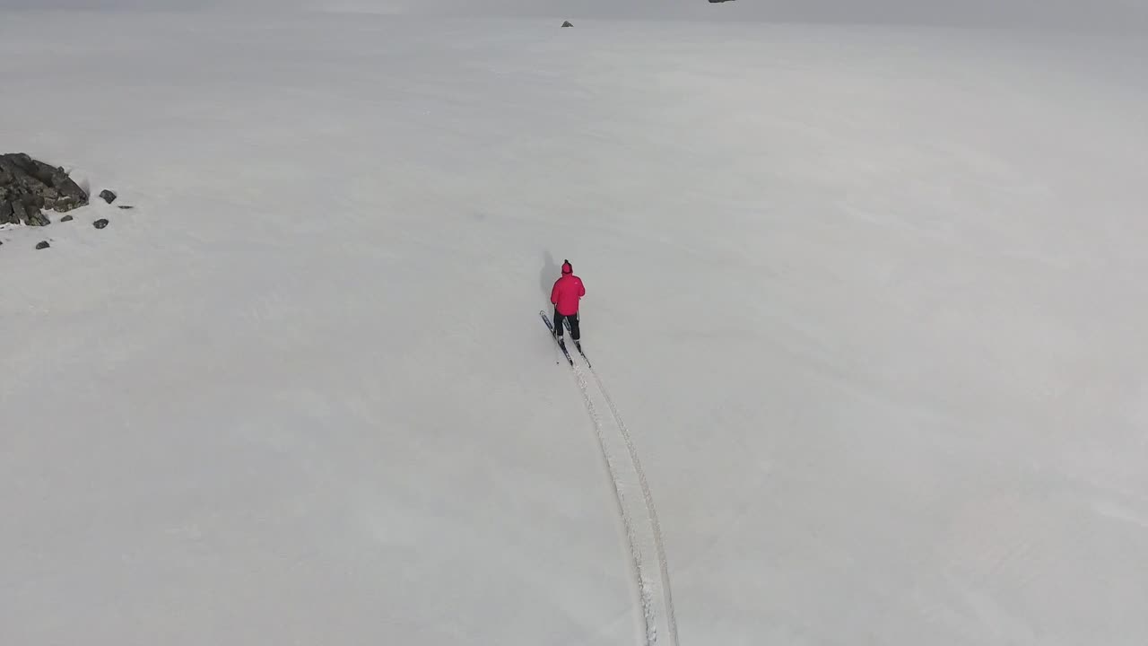 Stock Video A Man Skiing In The Snow Live Wallpaper For PC