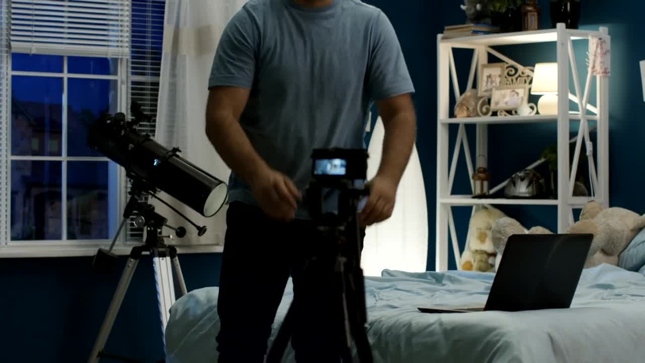 Stock Video A Man Recording A Video On The Bedroom Live Wallpaper For PC