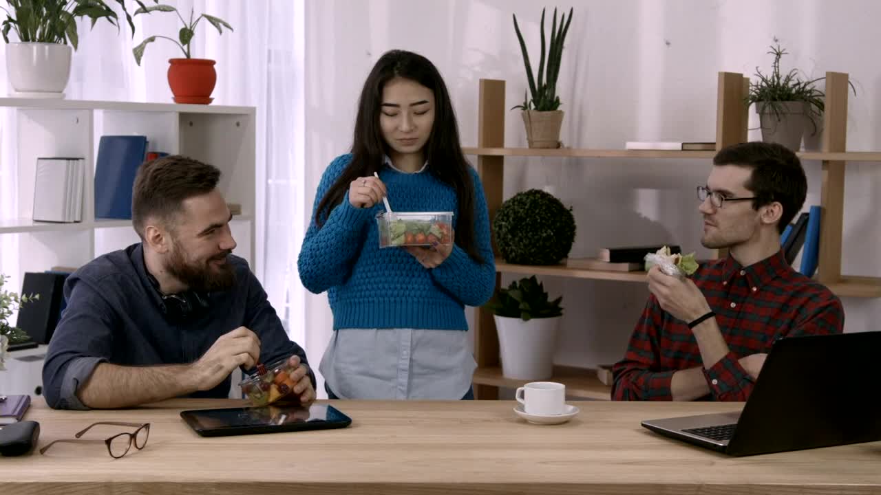 Stock Video Business Team Having A Break Live Wallpaper For PC