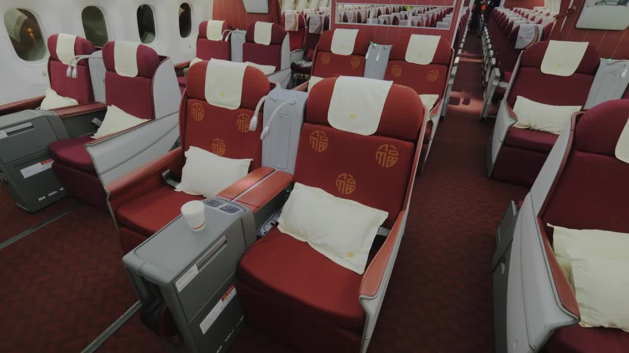 Stock Video Business Class On A Passenger Plane Live Wallpaper For PC