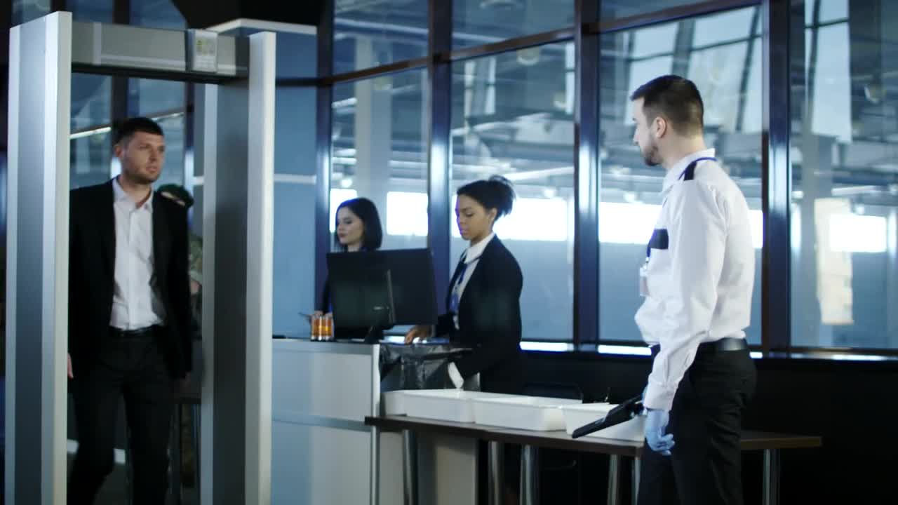 Stock Video Busines Man Going Through Airport Customs Live Wallpaper For PC