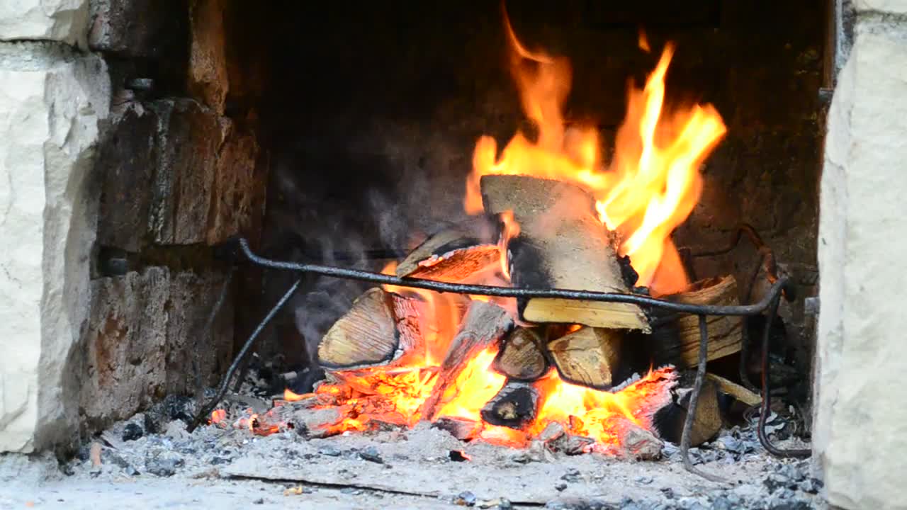 Stock Video Burning Firewood Live Wallpaper For PC
