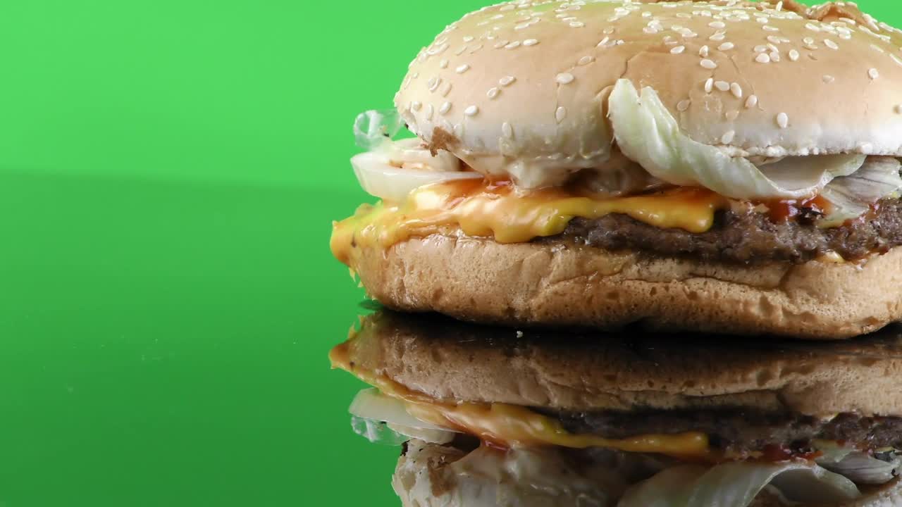 Stock Video Burger On Chroma Background Live Wallpaper For PC
