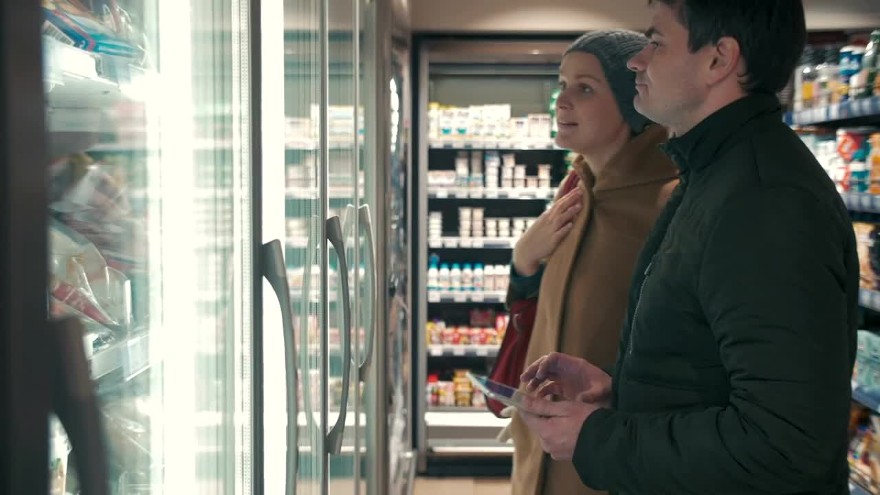 Stock Video Browsing Frozen Foods Live Wallpaper For PC