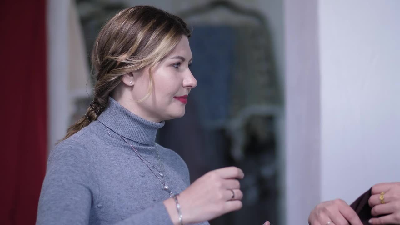 Stock Video Browsing Different Fabrics Live Wallpaper For PC