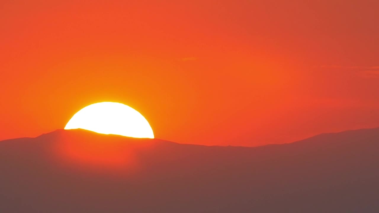 Stock Video Bright Sunset Behind A Tall Mountain Live Wallpaper For PC