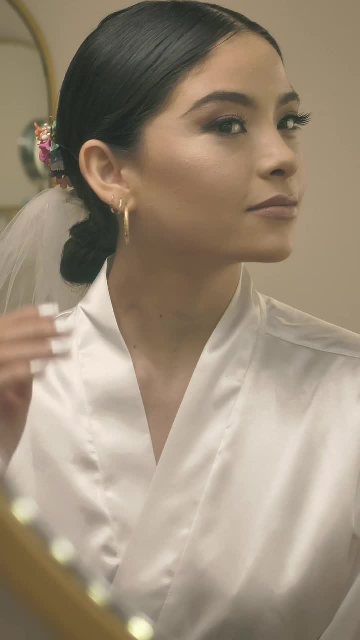 Stock Video Bride Admiring Her Makeup Live Wallpaper For PC