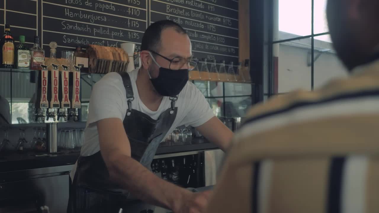 Stock Video Boyfriends On A Date In A Bar Live Wallpaper For PC