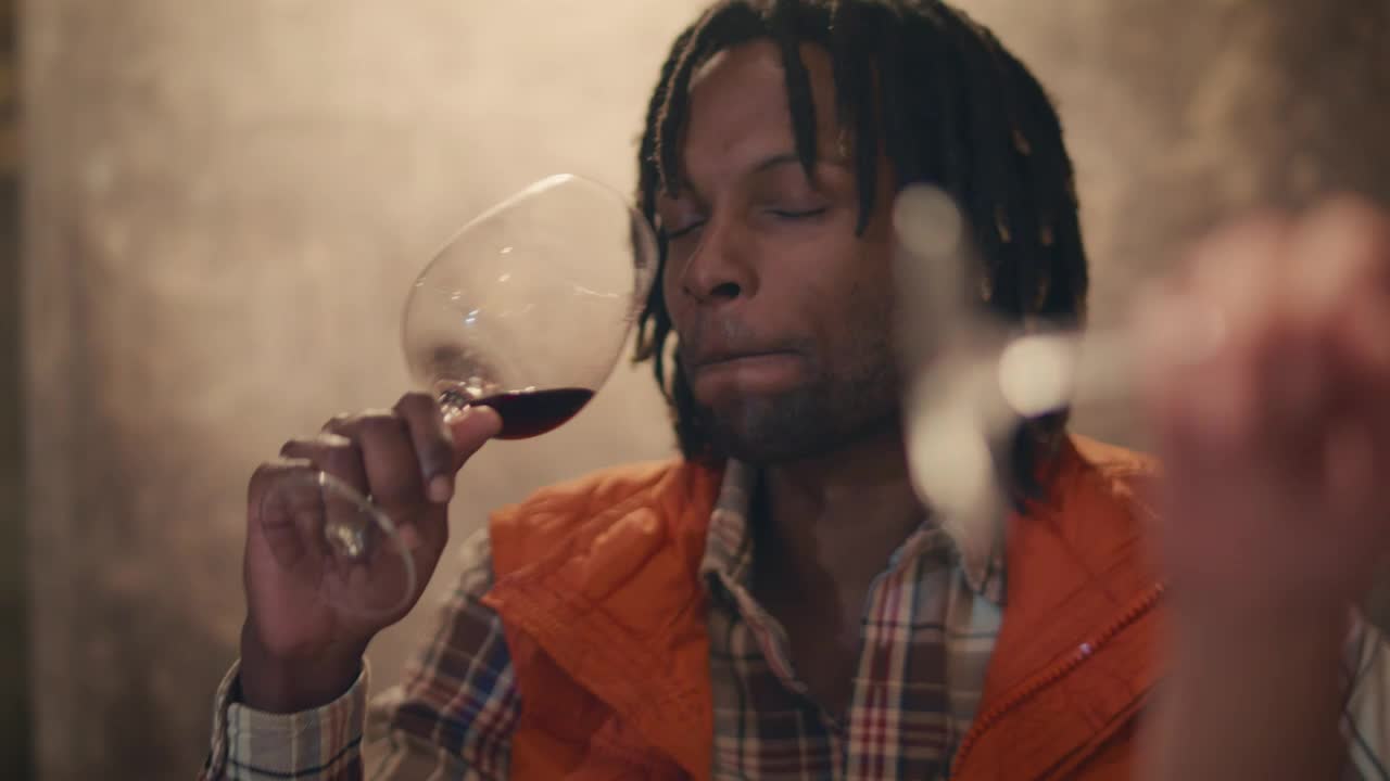 Stock Video Boy Drinking Wine And Chatting With His Friends Live Wallpaper For PC