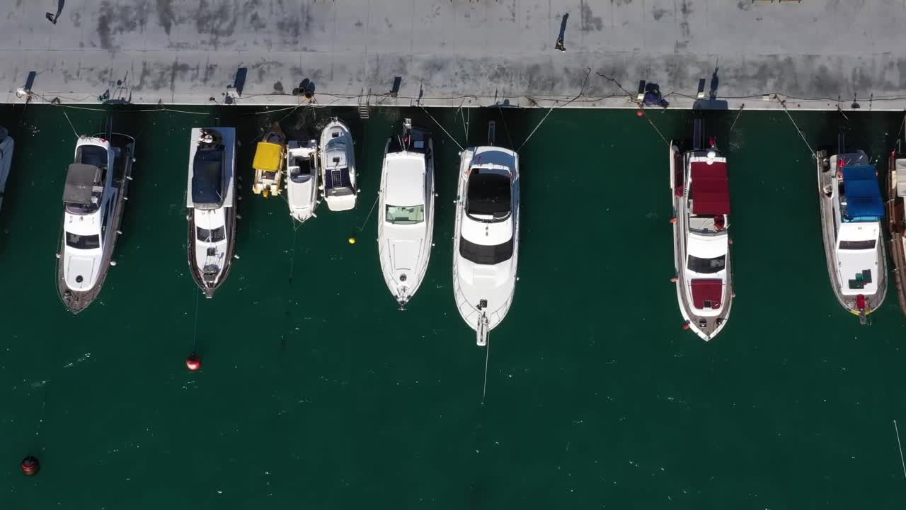 Stock Video Boats Along The Harbor Wall Live Wallpaper For PC