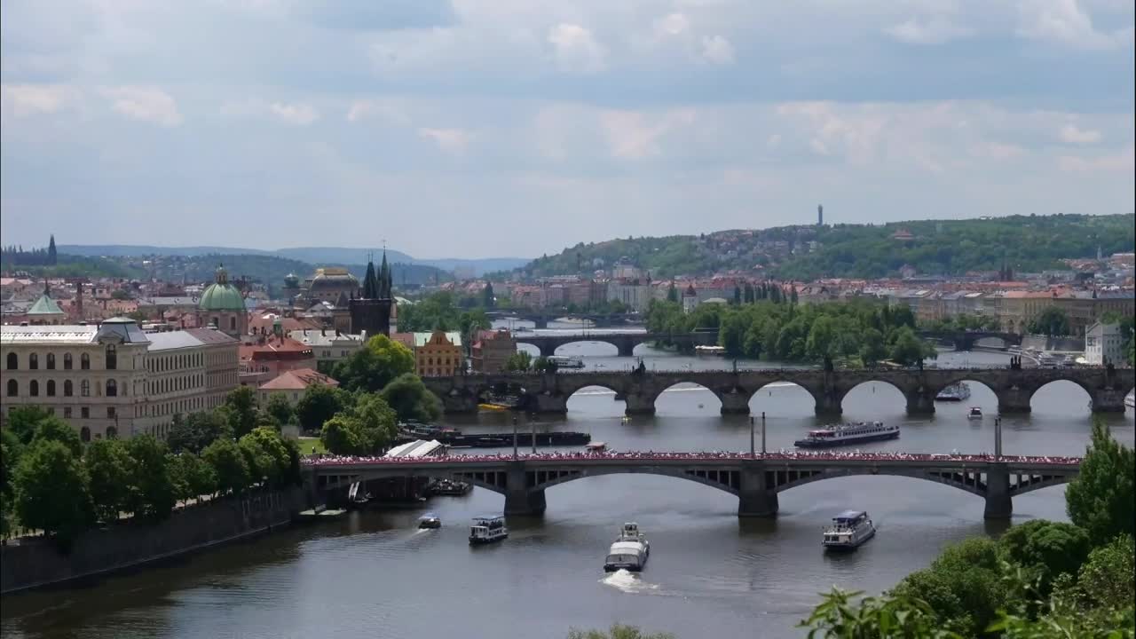 Stock Video Boat Traffic In The City River Live Wallpaper For PC