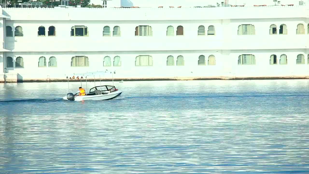 Stock Video Boat Crossing The Lake Live Wallpaper For PC